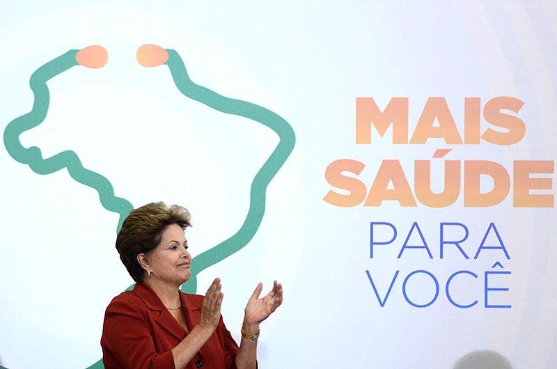 Governo construir&aacute; postos de sa&uacute;de equipados, diz Dilma