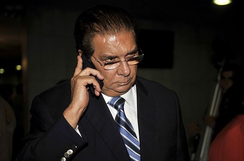 Jader Barbalho &eacute; condenado a devolver R$ 2,2 milh&otilde;es &agrave; Uni&atilde;o