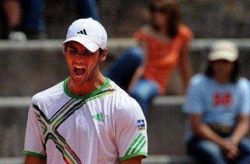 Bellucci retorna de les&atilde;o com vit&oacute;ria no ATP 250 de Stuttgart