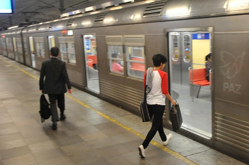 Trens voltaram a circular &agrave;s 17h30min e seguir&atilde;o ativos at&eacute; as 20h