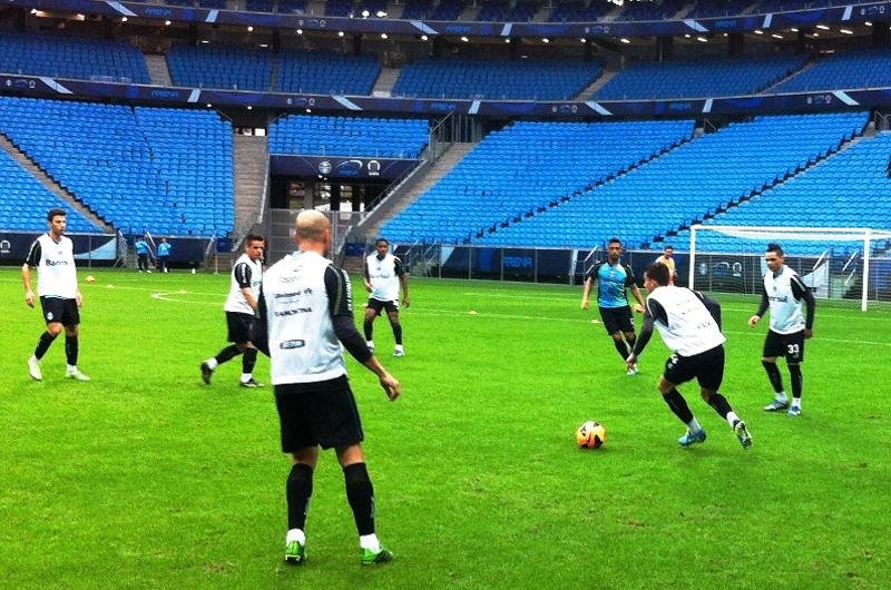 Atividade foi apenas recreativa, sem indicar time que enfrenta o Botafogo neste domingo