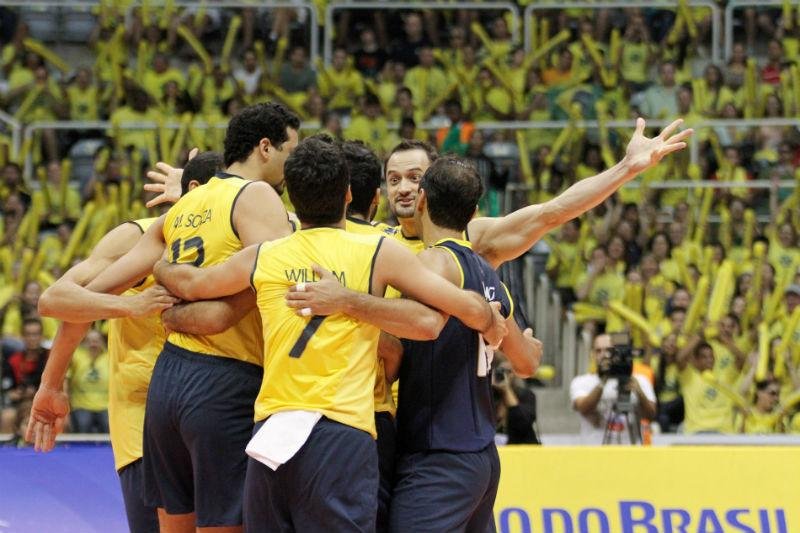 Brasil encerra primeira fase da Liga com vit&oacute;ria sobre os EUA