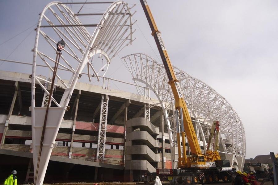 Em show em Porto Alegre, Dinho criticou clube por receber dinheiro p&uacute;blico para est&aacute;dio
