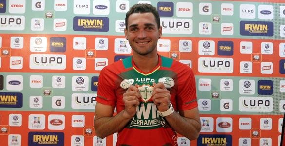 Gilberto chega com fome de bola &agrave; Portuguesa 