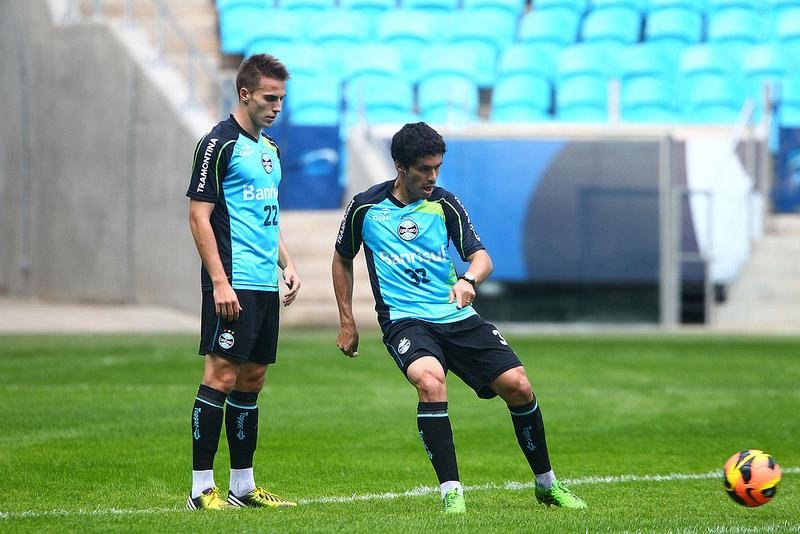 Gr&ecirc;mio justifica demora na inscri&ccedil;&atilde;o de Riveros com postura dos turcos 