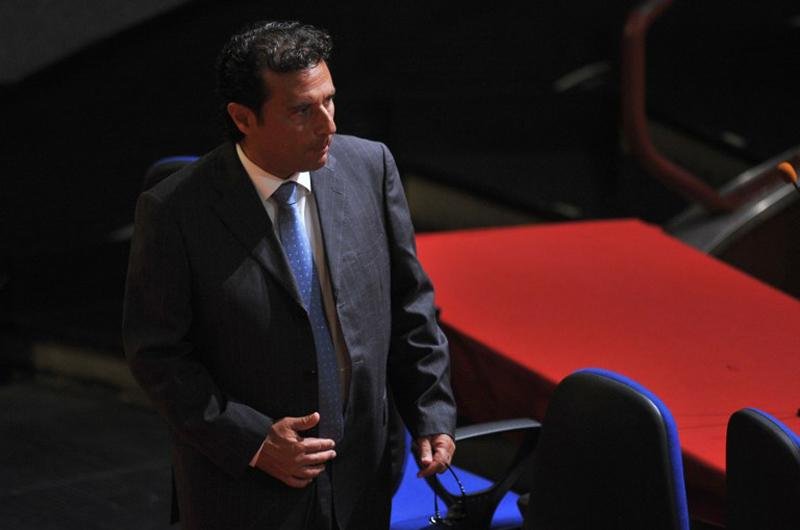 Francesco Schettino foi acusado de neglig&ecirc;ncia e de causar mortes e danos ambientais