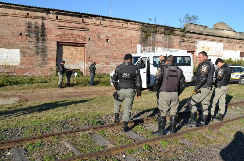 Embri&atilde;o de 26 cm foi abandonado no Centro da cidade 