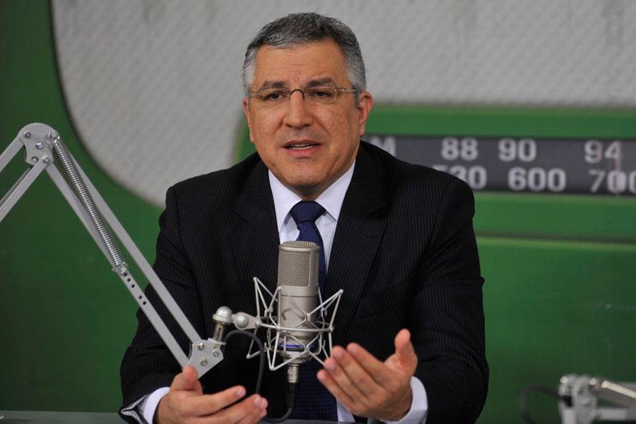 Alta procura fez ministro da Sa&uacute;de pedir investiga&ccedil;&atilde;o da Pol&iacute;cia Federal
