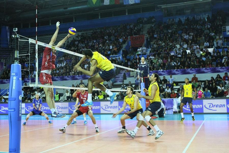 Brasil perde para a R&uacute;ssia pela Superliga Mundial de v&ocirc;lei