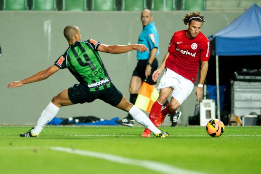 Inter empata com o Am&eacute;rica-MG e est&aacute; nas oitavas da Copa do Brasil