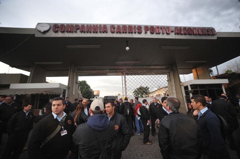 Rodovi&aacute;rios paralisaram atividades 