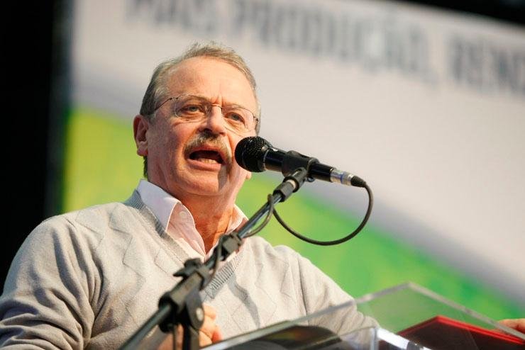 Tarso Genro anunciou medidas do Plano Safra 2013/2014 para o Estado