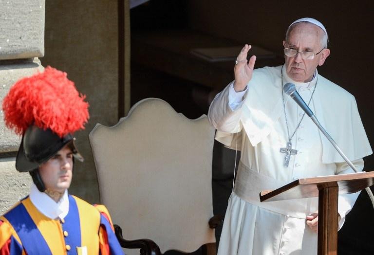 Nos vemos em tr&ecirc;s dias, diz Papa Francisco no Twitter