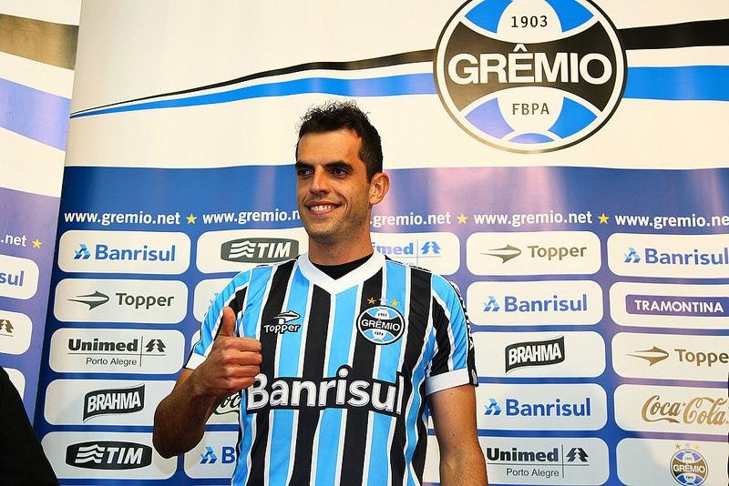 Rhodolfo pode estrear pelo Gr&ecirc;mio no domingo 