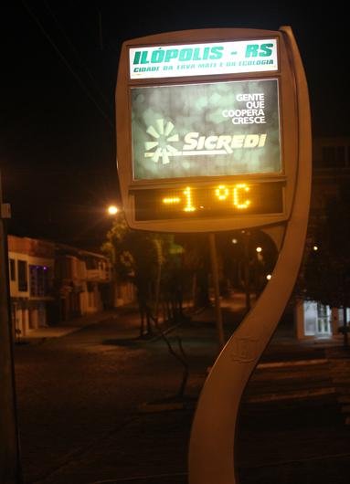 Em Ili&oacute;polis, term&ocirc;metros marcavam -1&ordm;C na madrugada