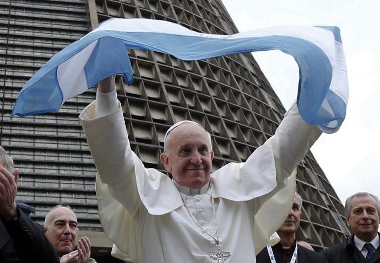 Papa Francisco ficou animado em seu encontro com jovens argentinos