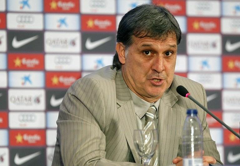 Martino se comprometeu em fazer dupla Neymar e Messi funcionar