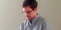 Edward Snowden permanece em Moscou