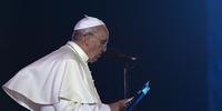 Papa reza por vítimas da Kiss após encenação da Via Sacra
