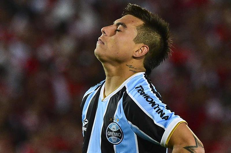 Vargas foi punido por quatro jogos
