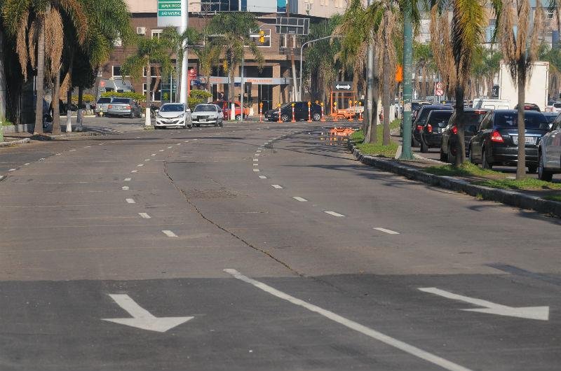 Desvios na avenida s&atilde;o devido a obras de passagem de n&iacute;vel
