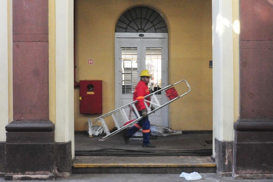 Mercado P&uacute;blico aqinda n&atilde;o tem data de reabertura