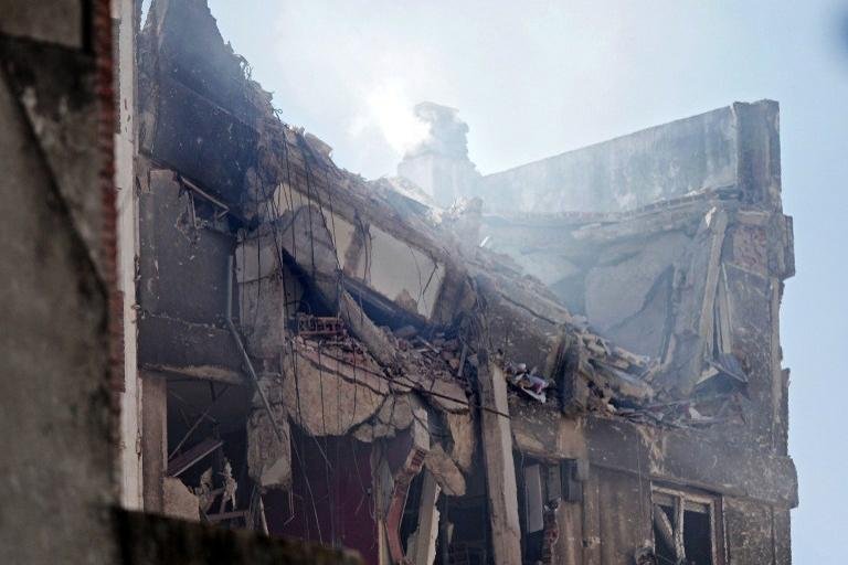 Sobe para oito n&uacute;mero de mortos em explos&atilde;o de pr&eacute;dio na Argentina