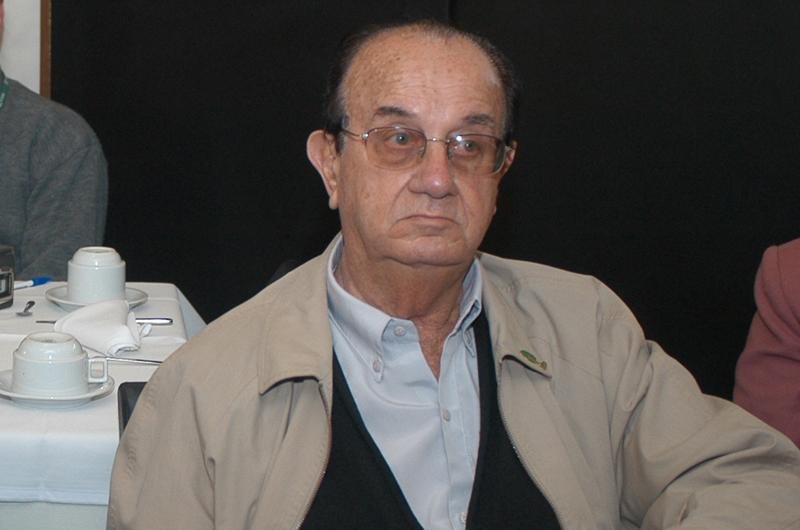 Ex-jornalista de Correio do Povo e R&aacute;dio Gua&iacute;ba foi internado com gastroenterite
