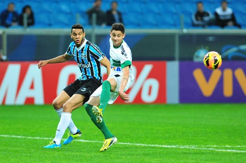Tricolor Ga&uacute;cho precisa dos tr&ecirc;s pontos na Arena para permanecer na briga do Brasileir&atilde;o