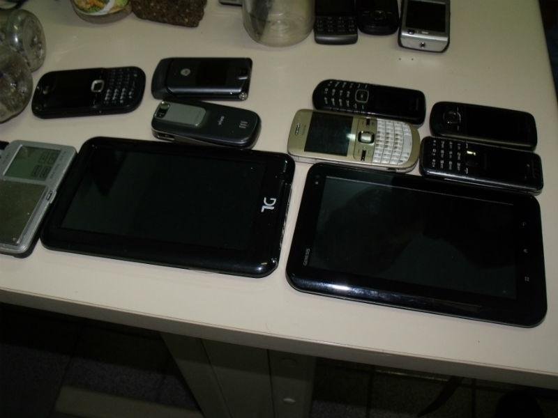 Agentes penitenci&aacute;rios encontram tablets em pres&iacute;dio de Passo Fundo 