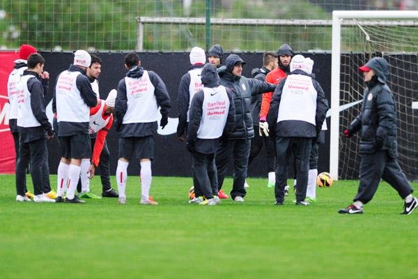 Kleber e Josimar devem desfalcar Inter contra Atl&eacute;tico-PR