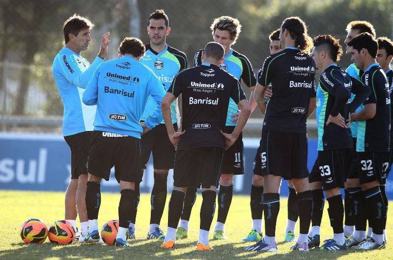 Gr&ecirc;mio joga sob press&atilde;o ap&oacute;s derrota em casa