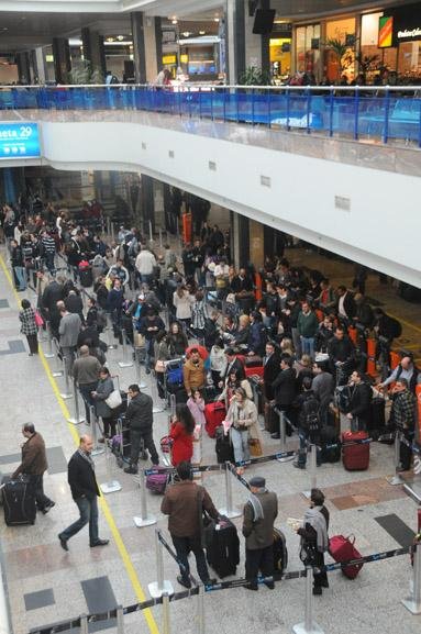Sagu&atilde;o do terminal ficou lotado