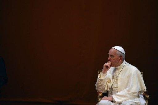 Papa doa 100 mil euros para pobres na Argentina
