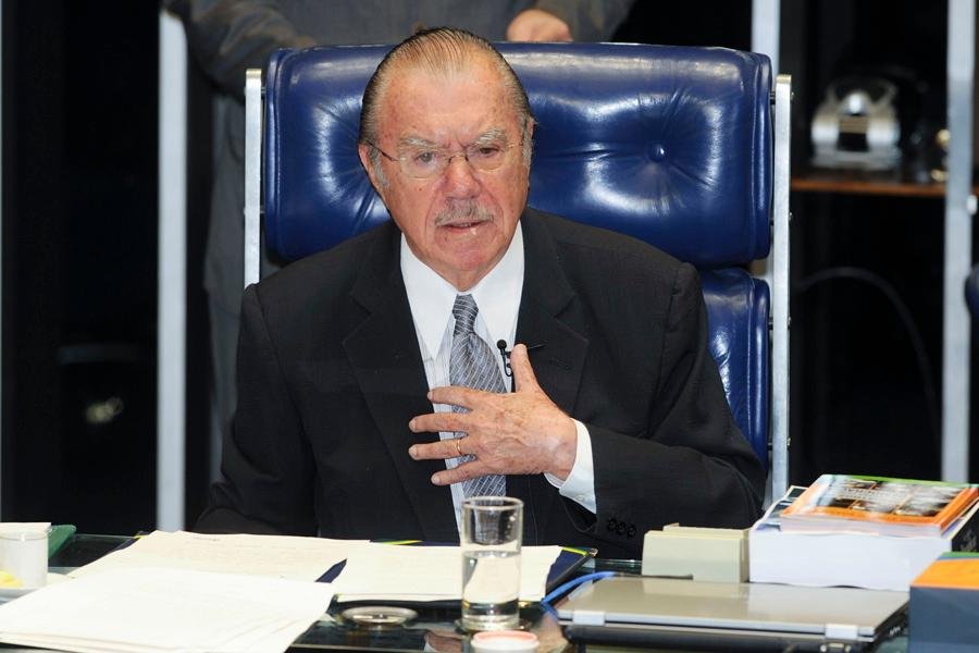 Ex-presidente da Rep&uacute;blica est&aacute; internado desde final de julho