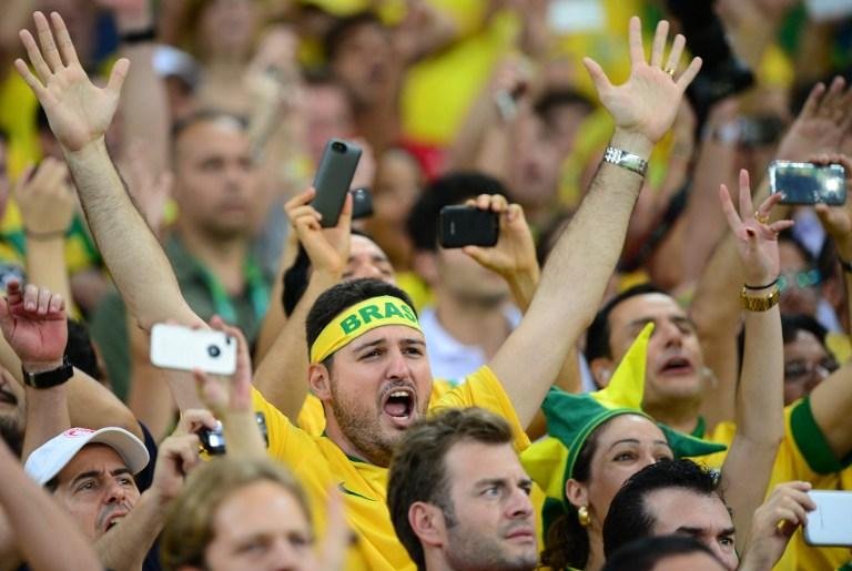 Torcedores poder&atilde;o receber ingressos da Copa do Mundo em casa