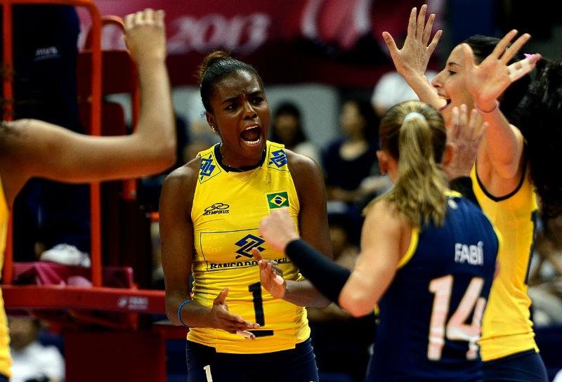 Sele&ccedil;&atilde;o feminina atropela Estados Unidos no Grand Prix 