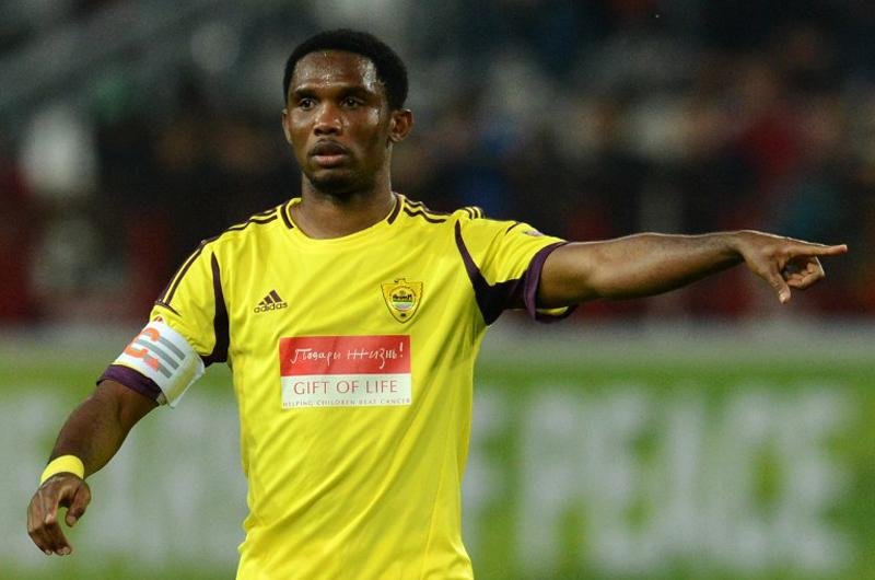 Etoo aceita proposta do Chelsea e voltar&aacute; a trabalhar com Mourinho 