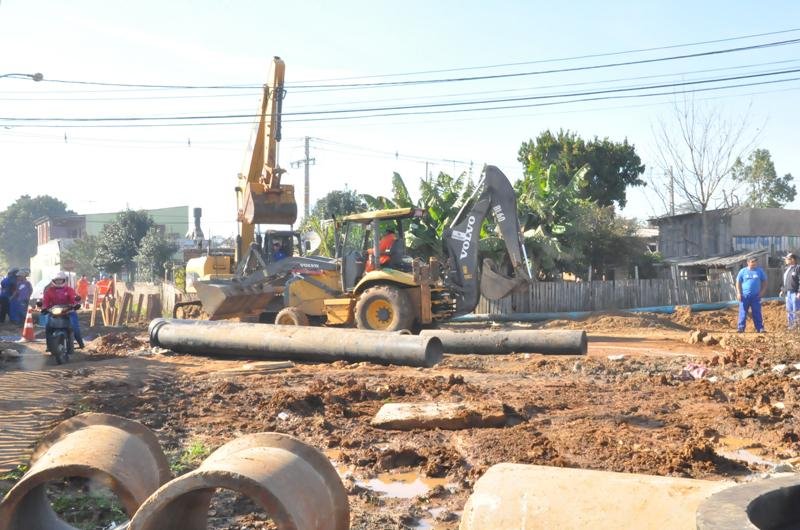 Dois bairros est&atilde;o desabastecidos devido a obras