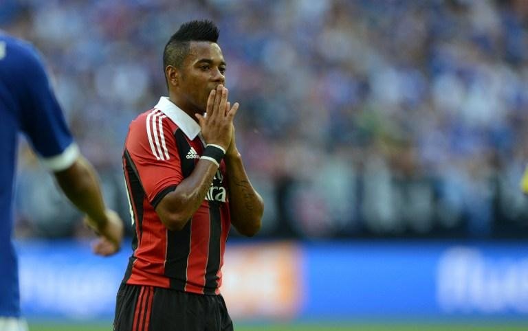 Casa do atacante Robinho &eacute; assaltada na It&aacute;lia 