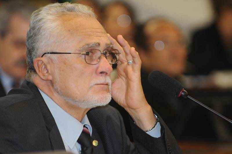 R&eacute;u no julgamento do mensal&atilde;o, deputado foi condenado por forma&ccedil;&atilde;o de quadrilha e corrup&ccedil;&atilde;o