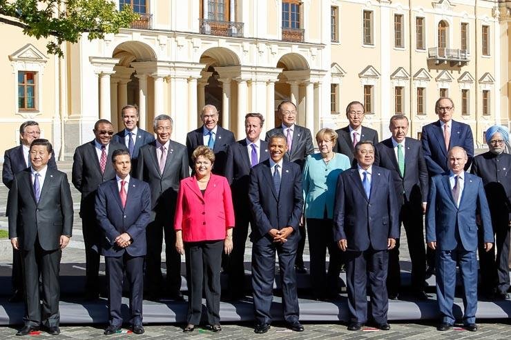Dilma e Obama sa&iacute;ram sorridentes na foto oficial do G20