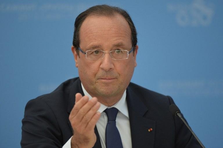 Fran&ccedil;ois Hollanda diz que vai esperar relat&oacute;rio da ONU antes de a&ccedil;&atilde;o militar na S&iacute;ria