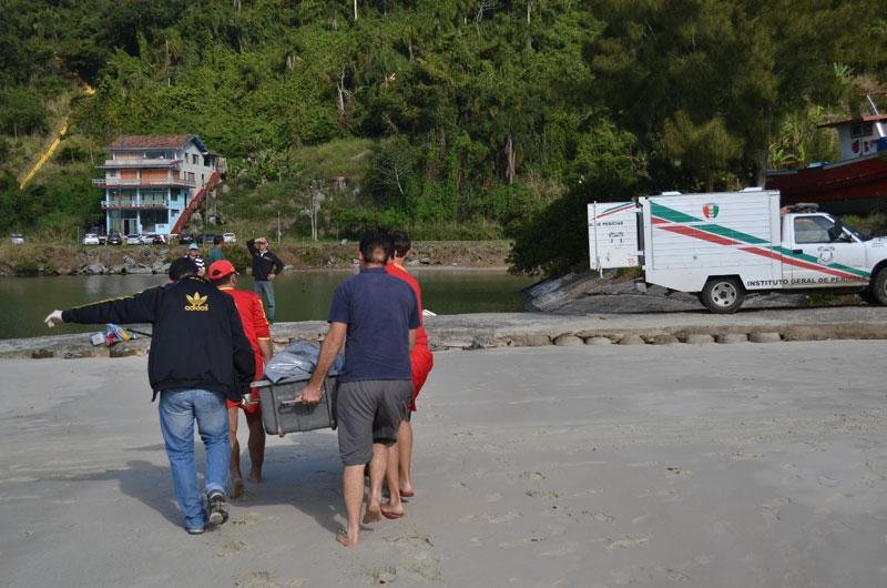 Buscas a pescadores encontram dois corpos em Santa Catarina
