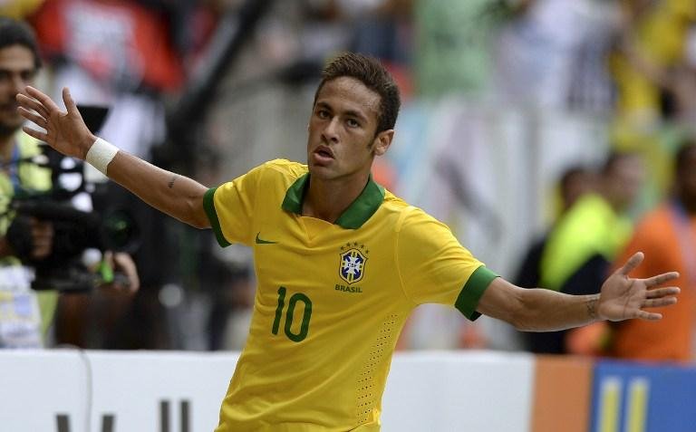 Neymar fez exames no Real Madrid antes de fechar com Bar&ccedil;a, diz presidente