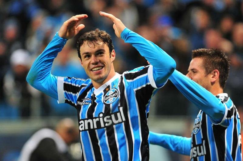 Kleber destaca que vit&oacute;ria do Gr&ecirc;mio &eacute; obrigat&oacute;ria