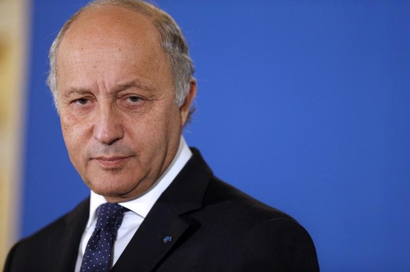 Laurent Fabius disse ainda que o governo s&iacute;rio &eacute; o respons&aacute;vel pelos ataques com armas qu&iacute;micas