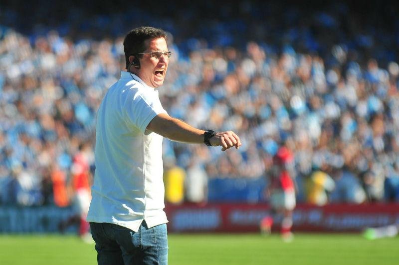 Osmar Loss recebe proposta do Corinthians e pode deixar Inter 