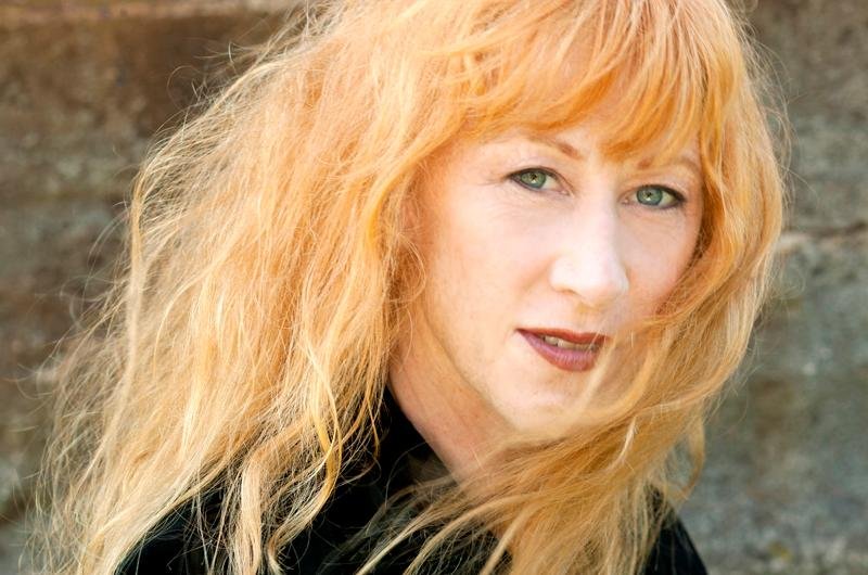 Cantora come&ccedil;a por Porto Alegre turn&ecirc; in&eacute;dita no Brasil