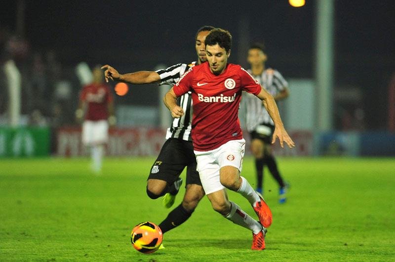 Argentino j&aacute; marcou quatro gols com a camisa colorada